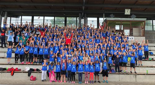 Tolle Stimmung trotz Regen bei WLV Kinderleicht-Athletik VOR ORT in Leutkirch 