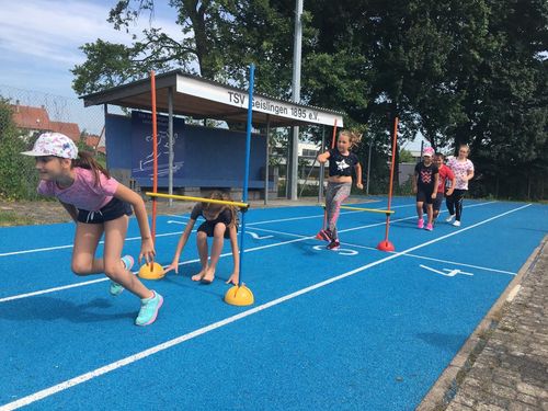 Bundesjugendspiele in Geislingen zusammen mit Leichtathletikabteilung 