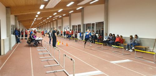 Teilnehmerrekord beim Mehrfach-Sprungcup in Stuttgart und Offenburg